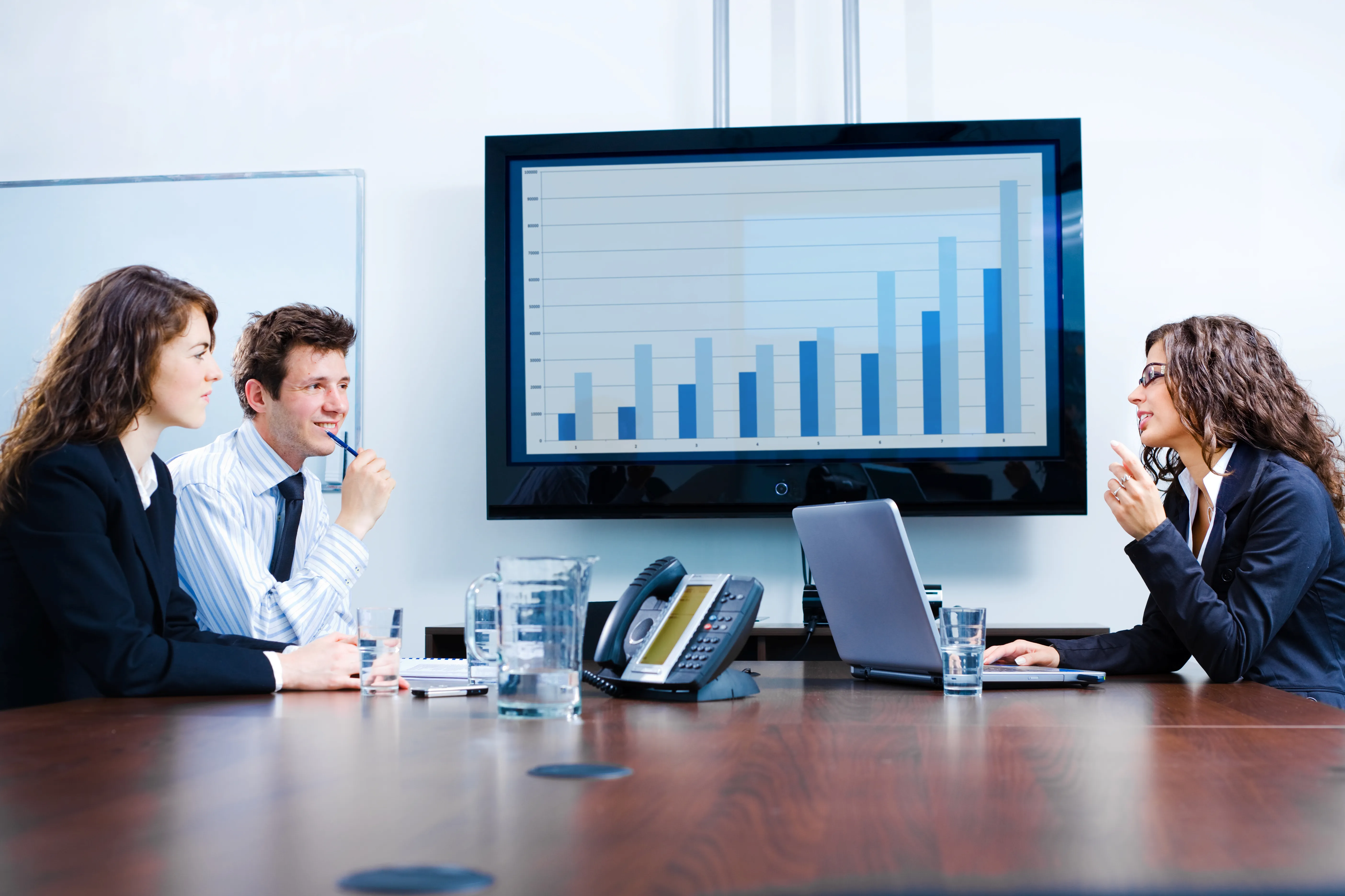 Remote closers for hire benefits