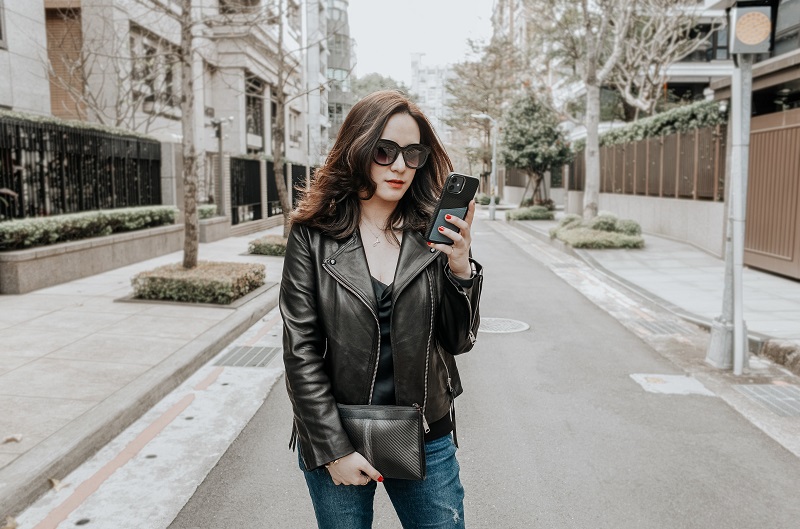 How to Style Classic Leather Jackets