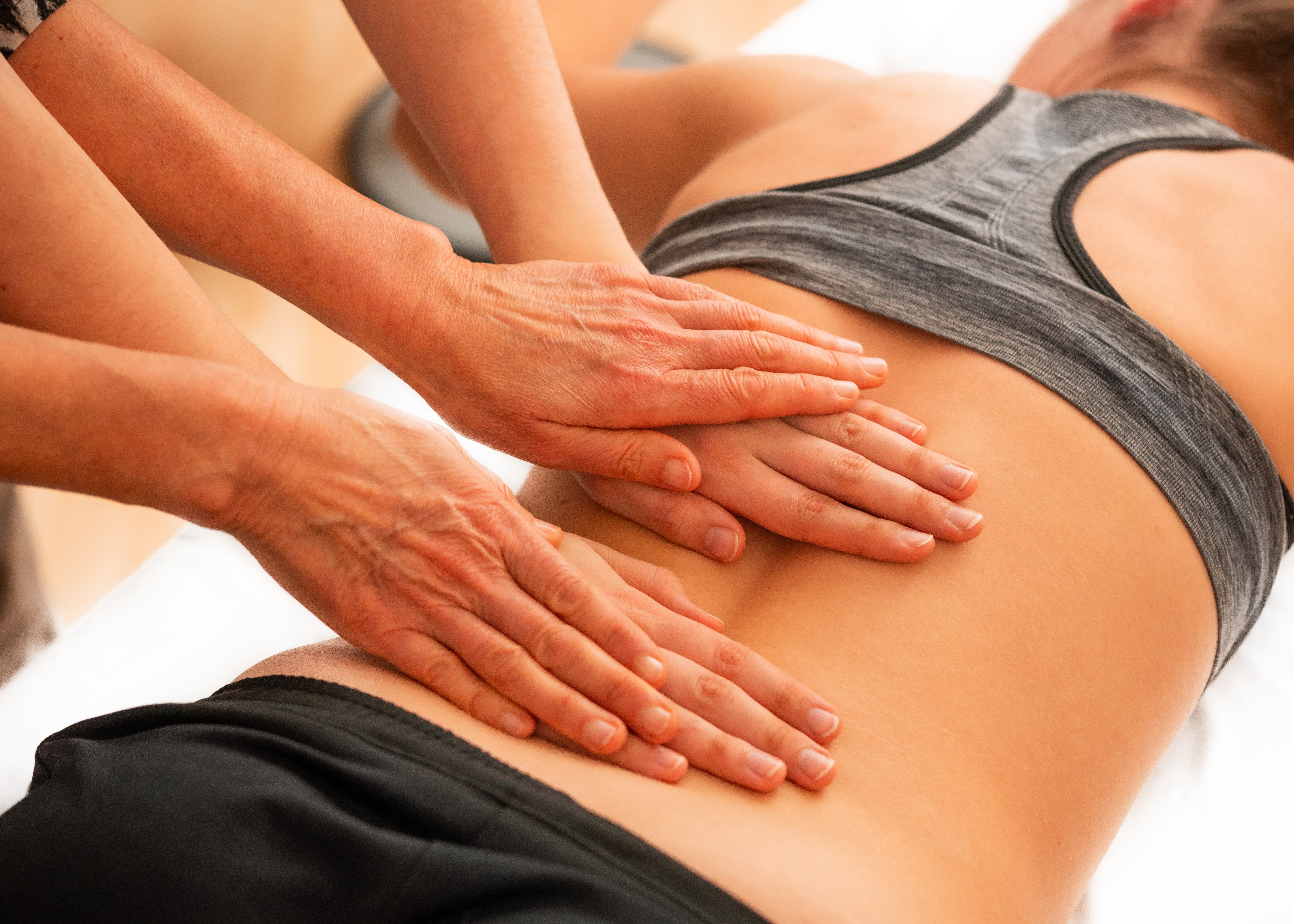 Seven Tips To Handle Back Pain When On A Road Trip