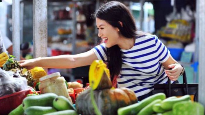 Mơ thấy đi chợ là điềm gì giải đoán giấc mơ