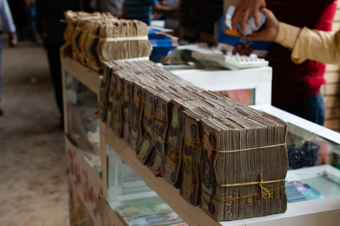 Tips to Sell Iraqi Dinar Online with Confidence