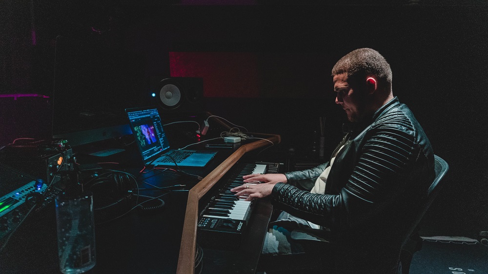 FIND THE PERFECT INSTRUMENTAL BEATS FOR ANY GENRE OF MUSIC AT ICEFROMSXMBEATS.COM