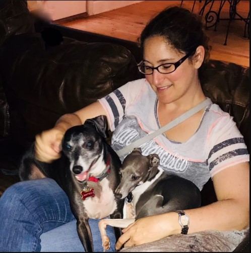 WHAT ARE THE MAIN EXPECTATIONS FROM A PET SITTING SERVICE – A REVIEW?