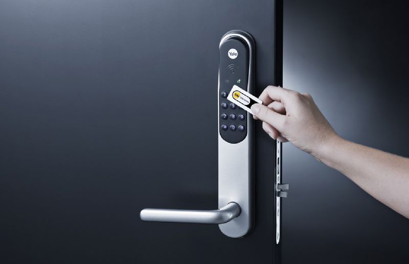 Advanced Access Control: Understanding the Functionality of a Digital Door Lock System