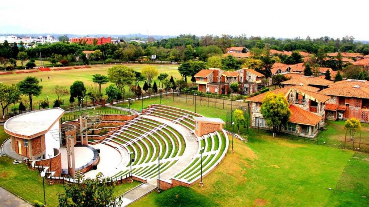 THE WINNING ASPECTS OF STUDYING IN A CBSE SCHOOL