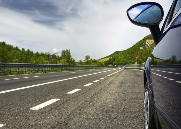 These 6 Driving Habits Could Be Damaging Your Car 