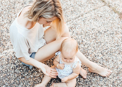 Warm-hearted babysitters just for you: Hello sitter app clone