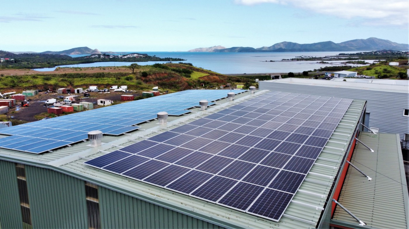 How to lower your electricity bill using a solar power plant? 