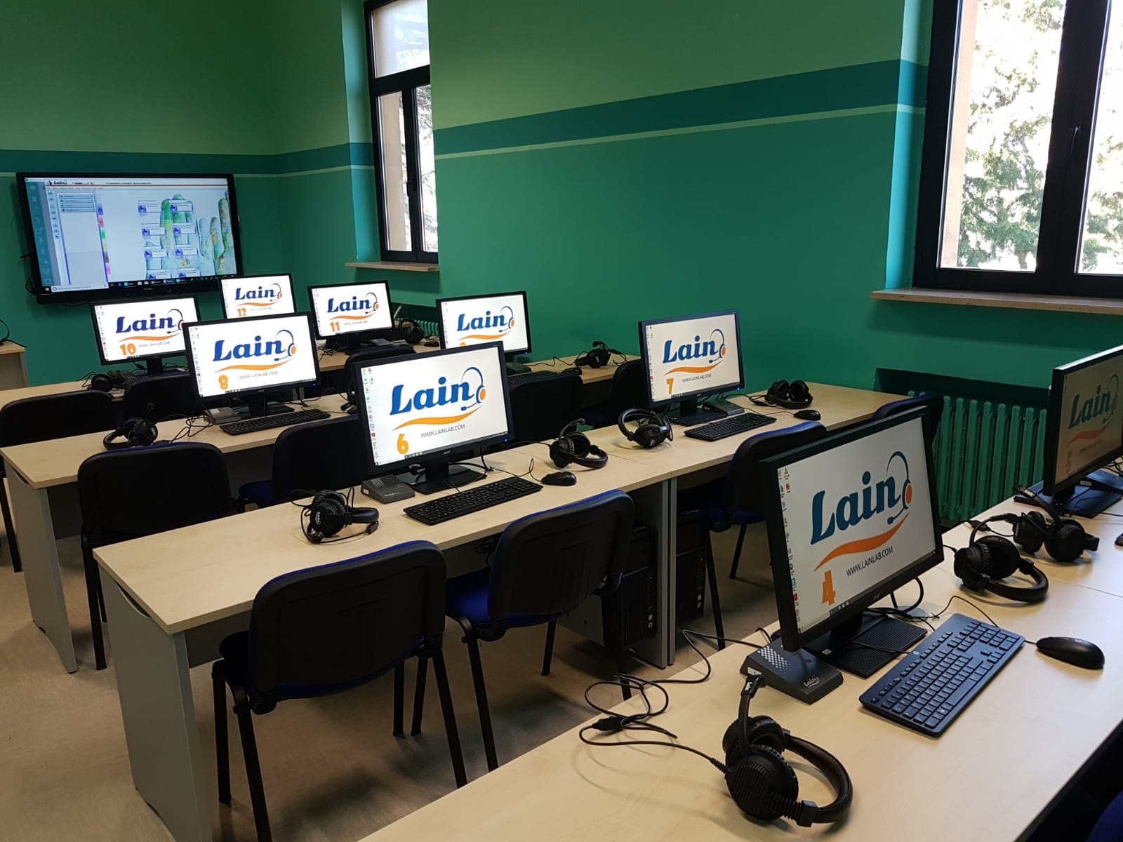 What Are The Major Components Of The Language Labs Software?