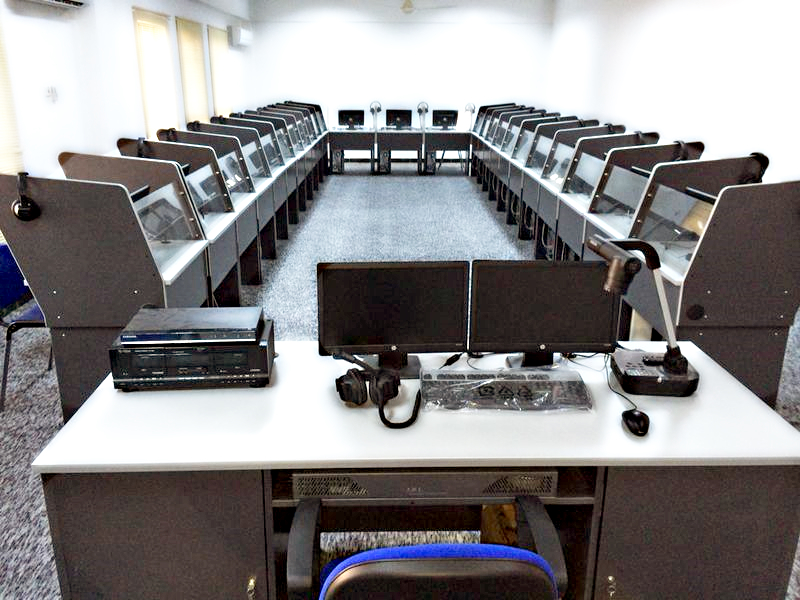 Multimedia Digital Language Lab Software for Educational Institutions