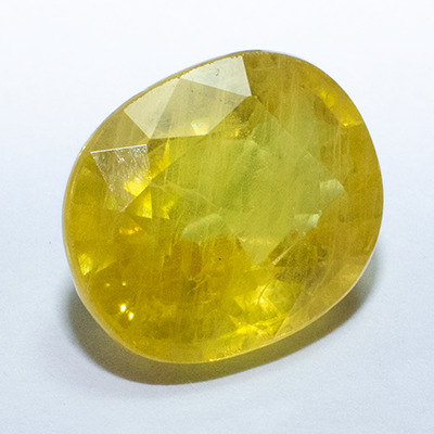  Pukhraj (Yellow Sapphire)