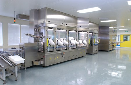 Exploring the Applications of Pharma Isolators in the UAE