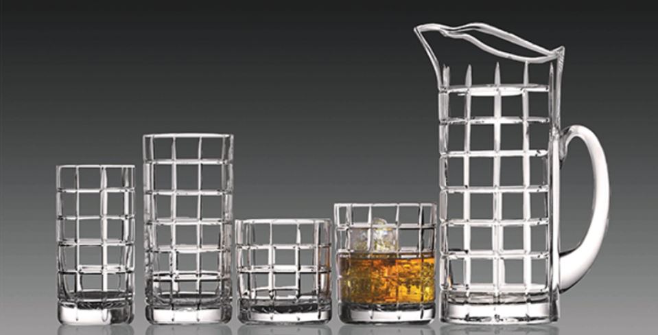 Say Goodbye to Plastic with These Safe and Sustainable Borosilicate Glass Food Storage Options