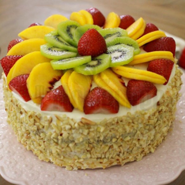 Why Fresh Fruit Cake Become More Popular In Celebration 