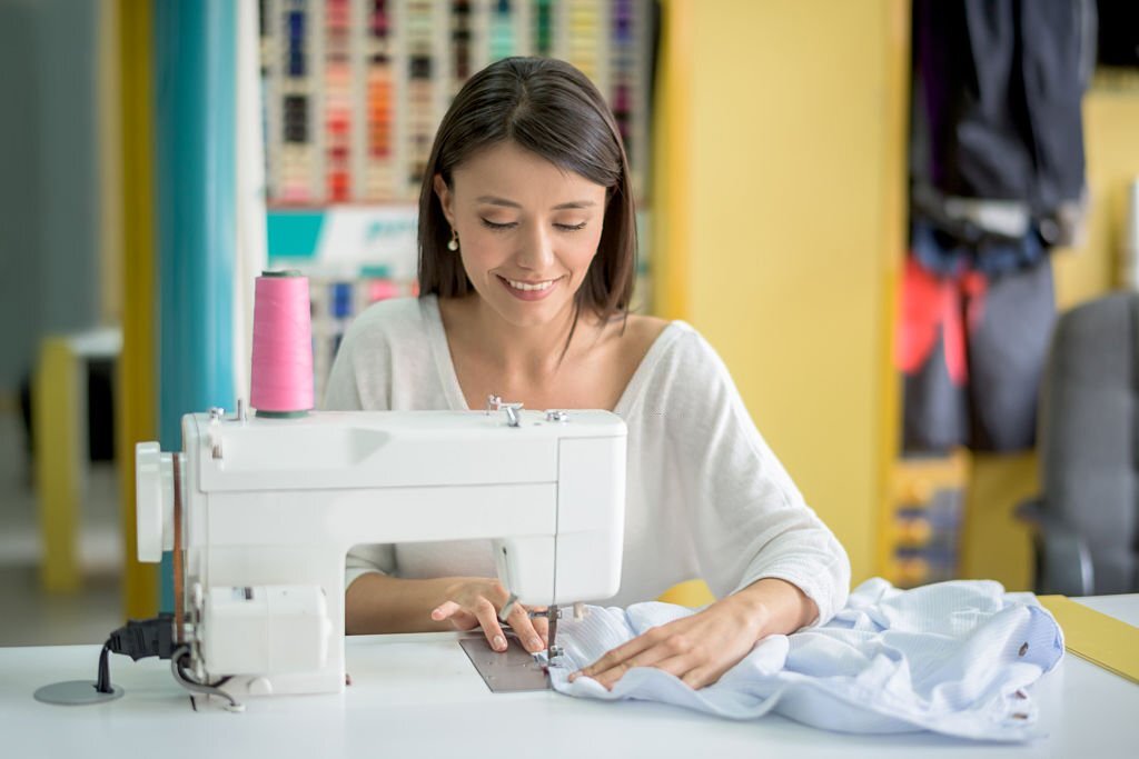 Let's Learn About The Online Sewing Machines in Toronto
