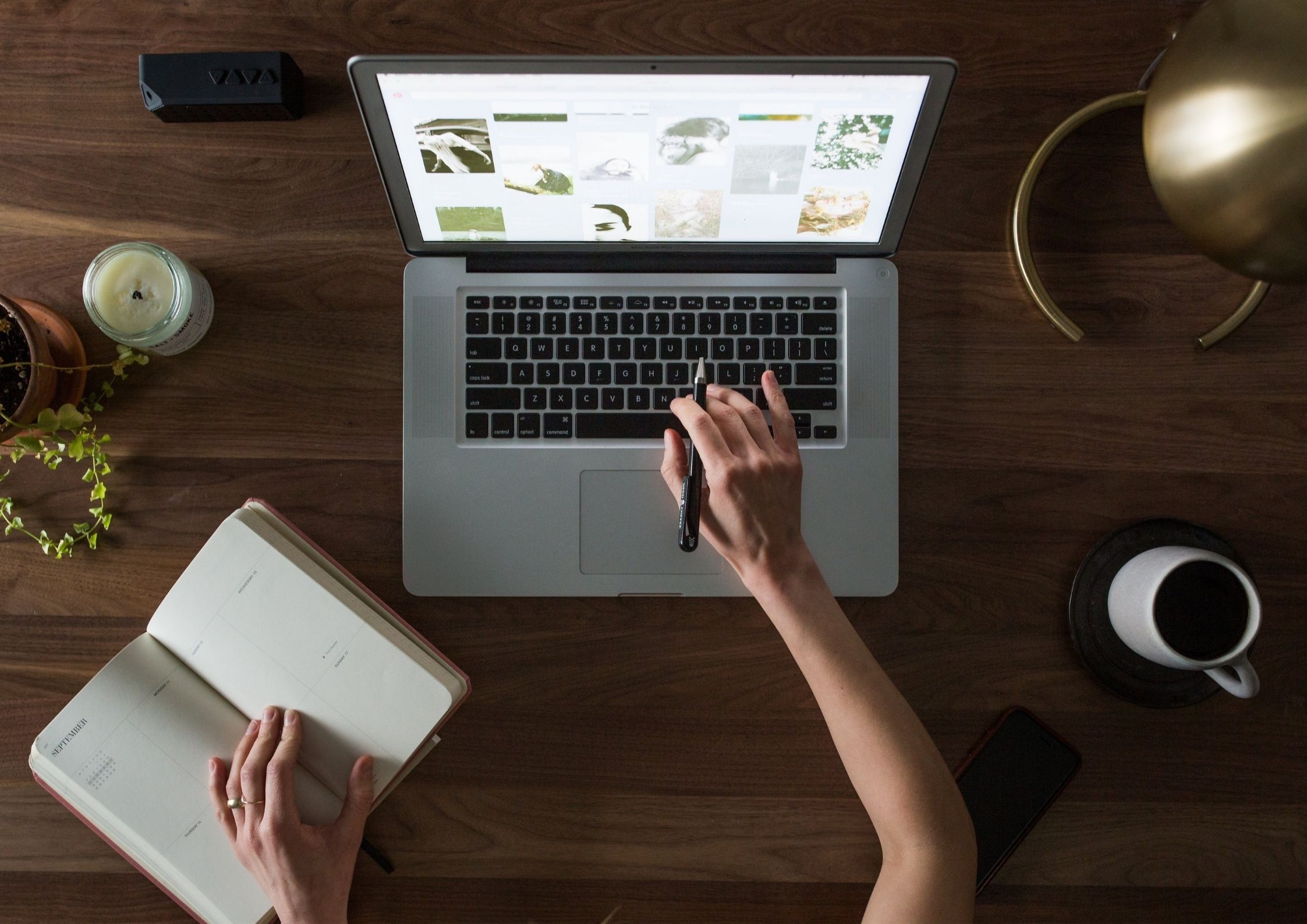 Why Are Students Asking for Academic Writing Help as Christmas Present?