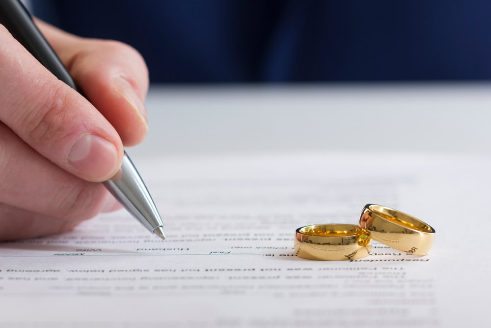 Hire a Family Law Attorney to Handle Your Family Law Cases