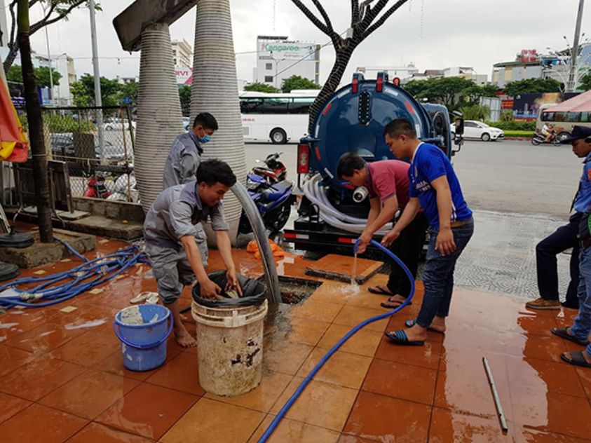 Quy trình các bước hút hầm cầu quận 7 công ty Binh Minh