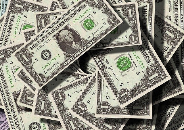 3 Top Dividend Stocks That Can Beat the S&P 500 In 2022