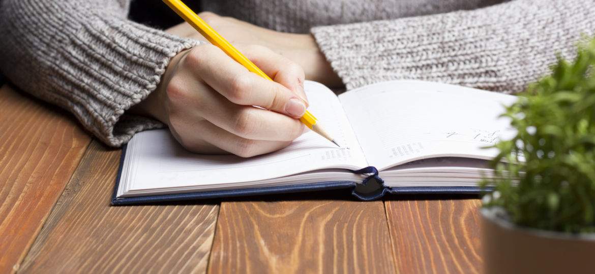 Reasons to Hire Someone to Write Your College Essay