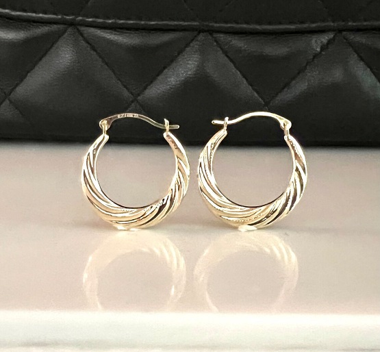 10K Solid Gold Wave Earring | 10K Gold Dainty Lightweight Earrings