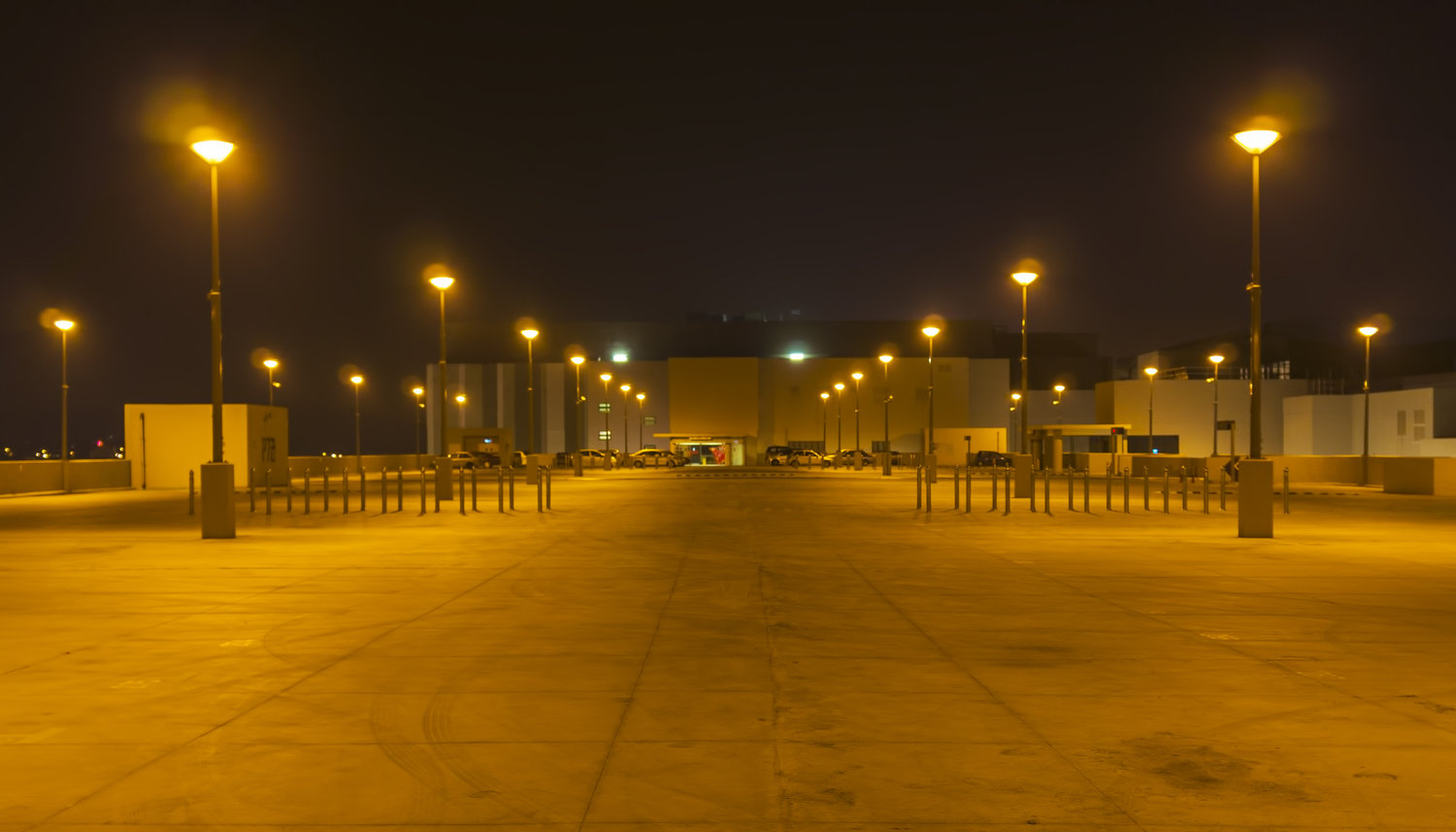 BEST SERVICE LED PARKING LOT LIGHTS MANUFACTURING AND INSTALLATION 