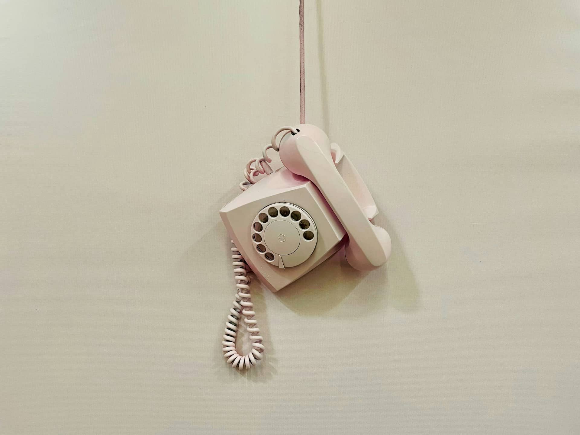 How to Conduct a Phone Screen Interview: A Strategic Guide for HR & Talent Acquisition Teams