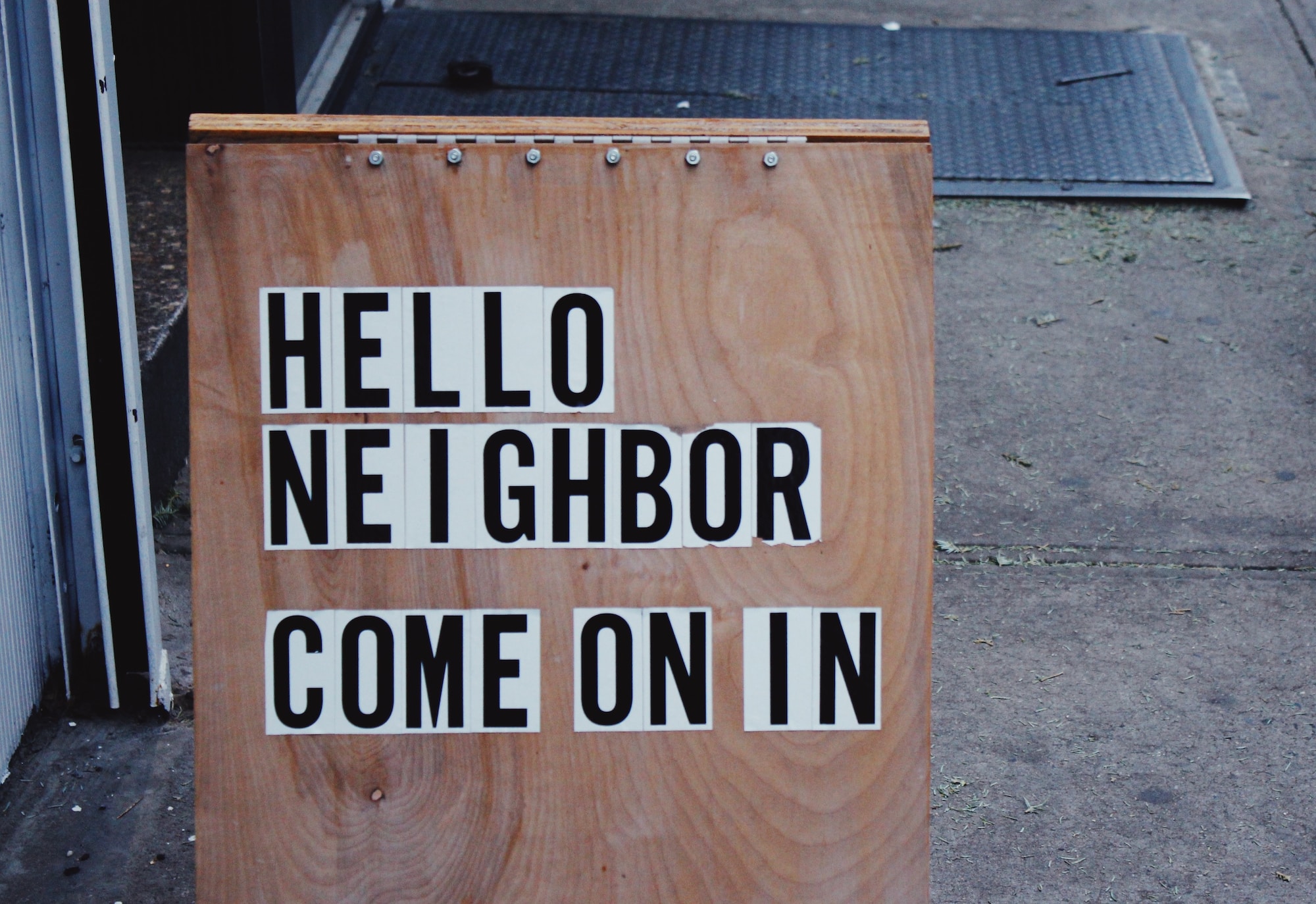How to Keep Neighbors Happy Near Your Airbnb
