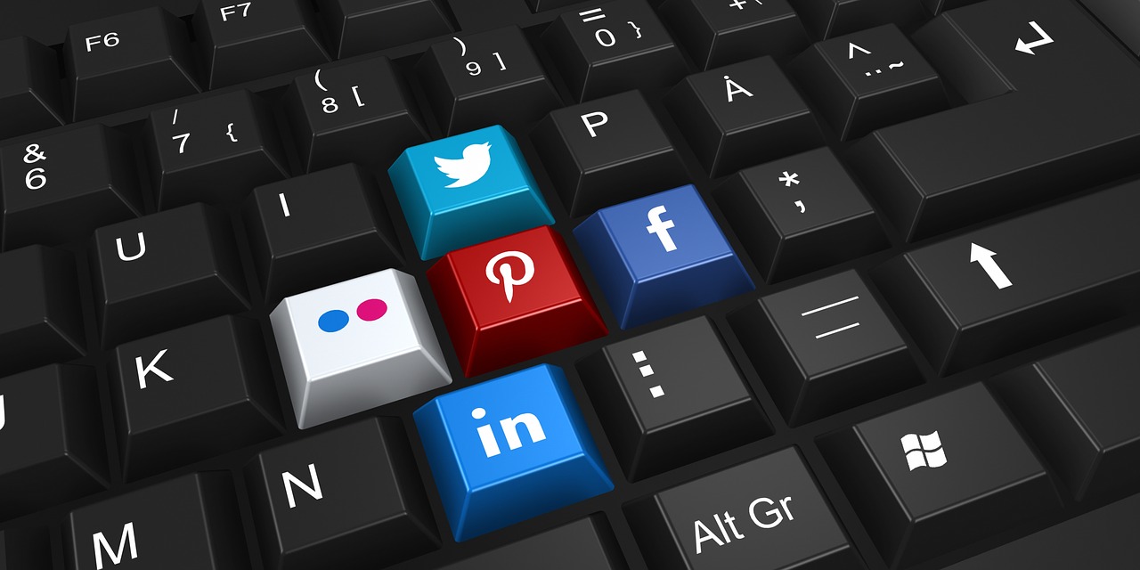 Steps of becoming a successful social media marketing reseller