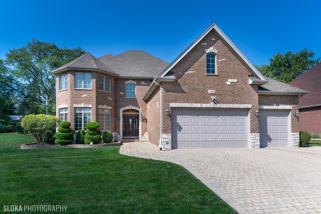 Chance to Catch Houses in Addison for Sale
