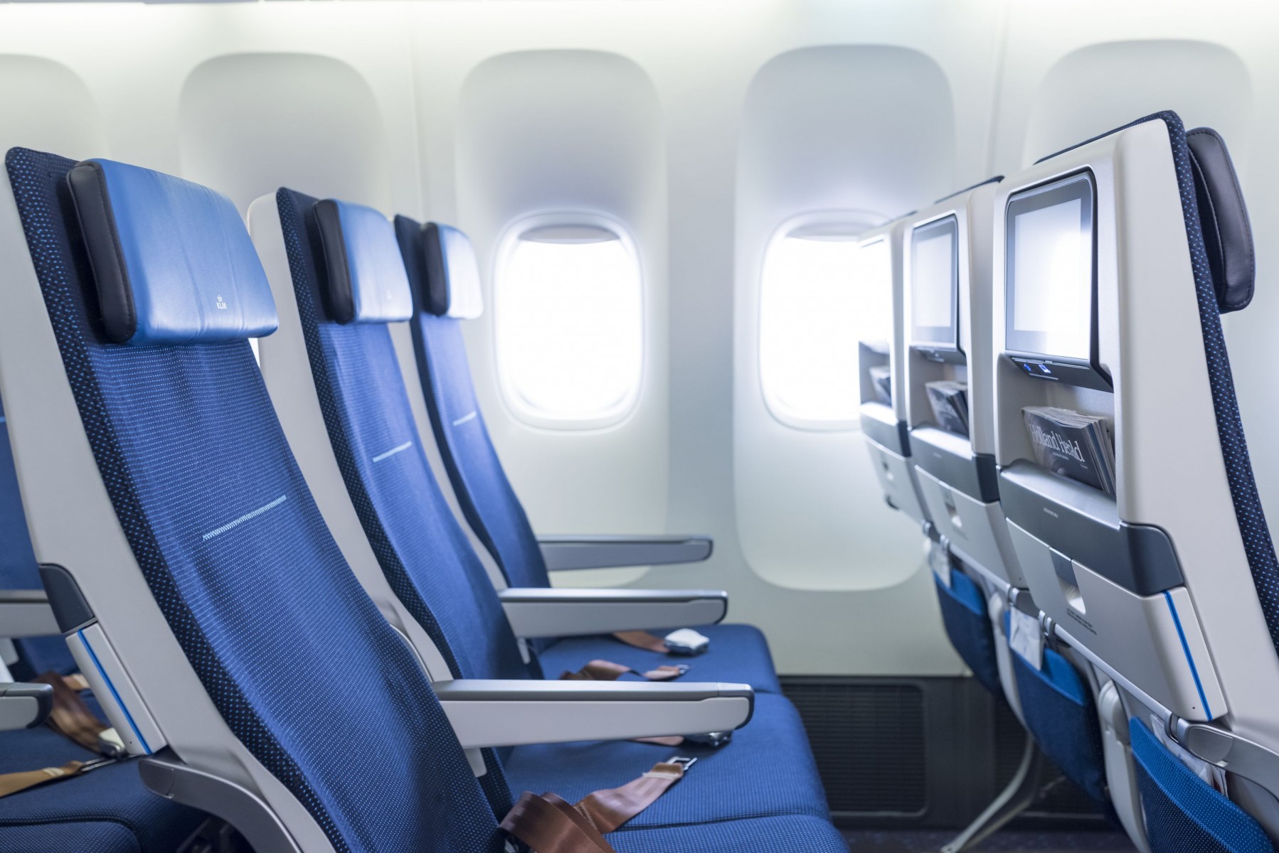 How much does it cost to reserve seats on KLM?