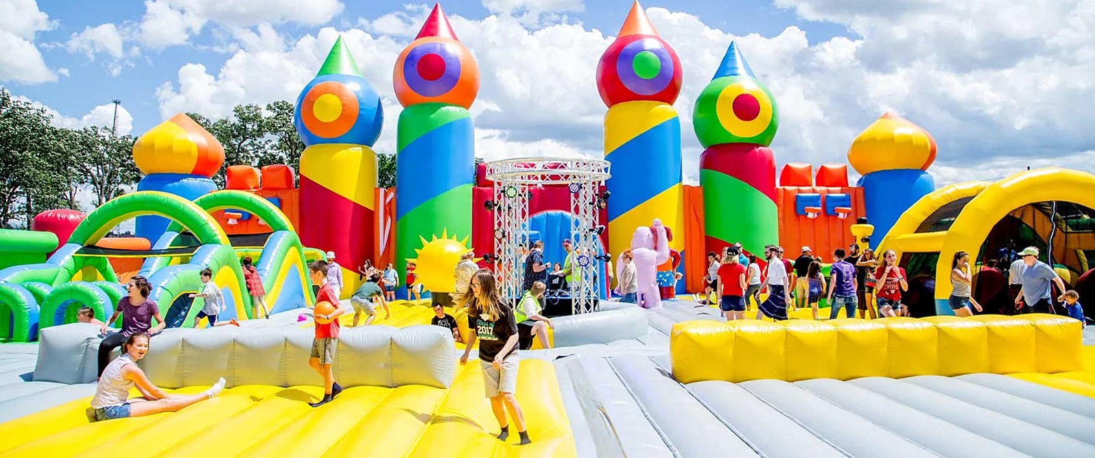 5 Factors Need to Keep In Mind Before Hiring Bouncing Castle