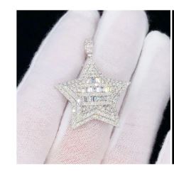 Fashionable and Affordable Iced Out Chains Set the Trend