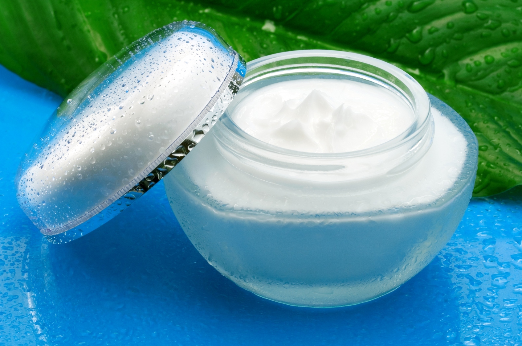 Preservative Free Cosmetics Market Size, Drivers, Restraints Challenges, and Growth Opportunities Till 2027