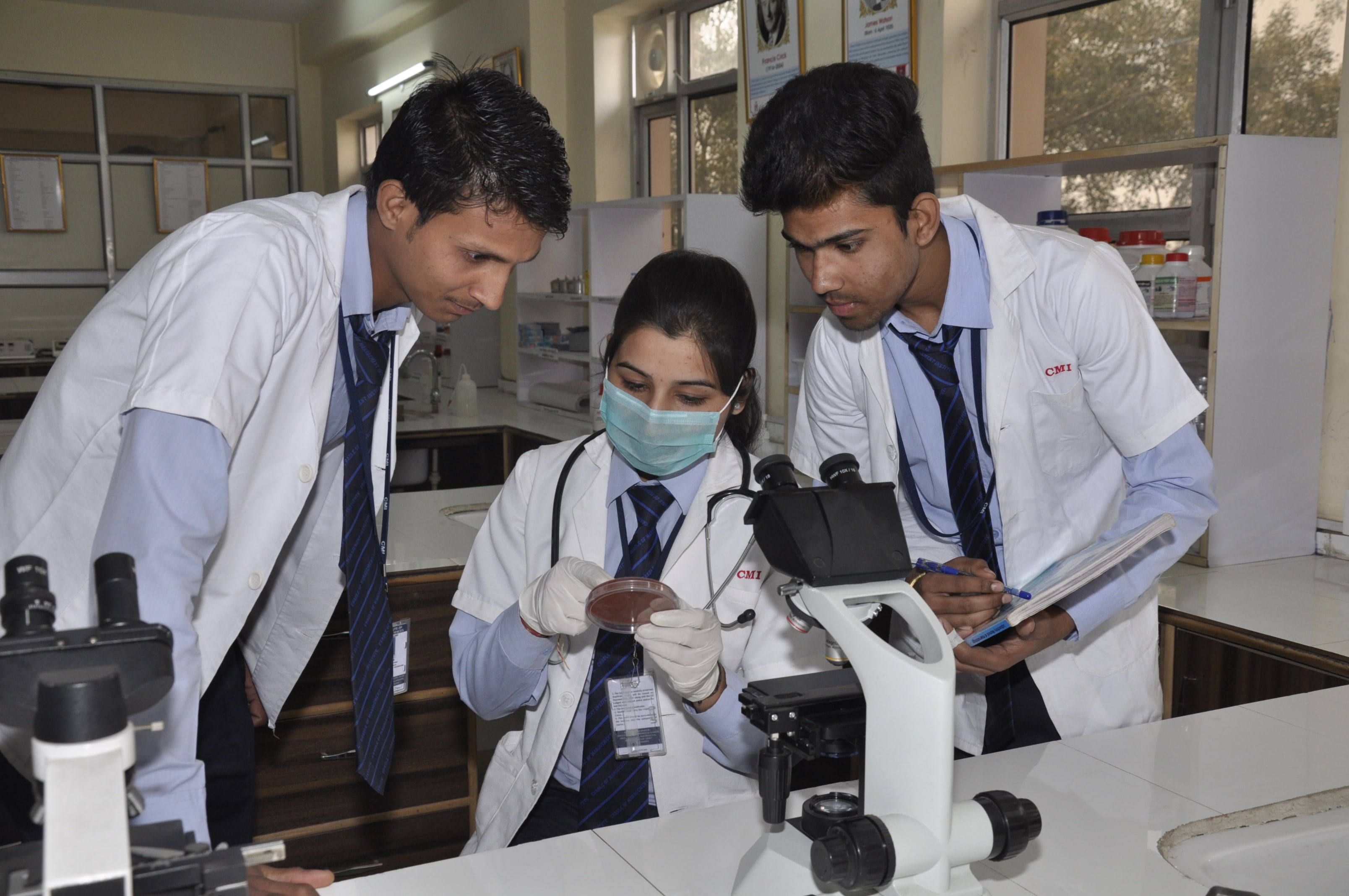 Paramedical Course in Delhi | B.Voc MLT