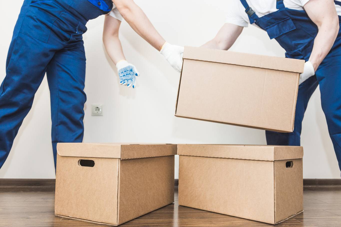 Why Pick The Best Trucking Organizations For All Moves?
