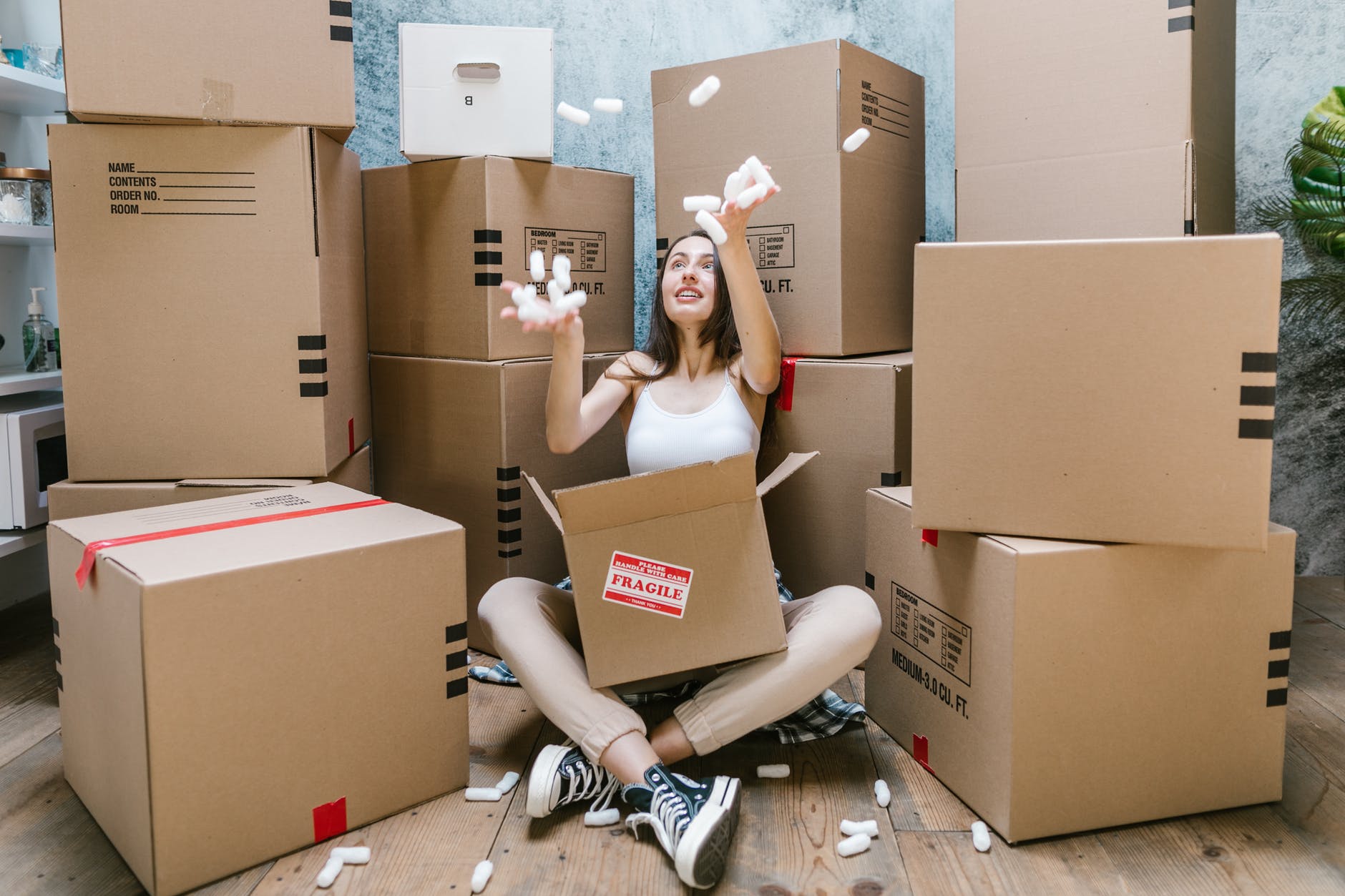 Moving Company - An Easy Assistance to Move Your Domestic Things
