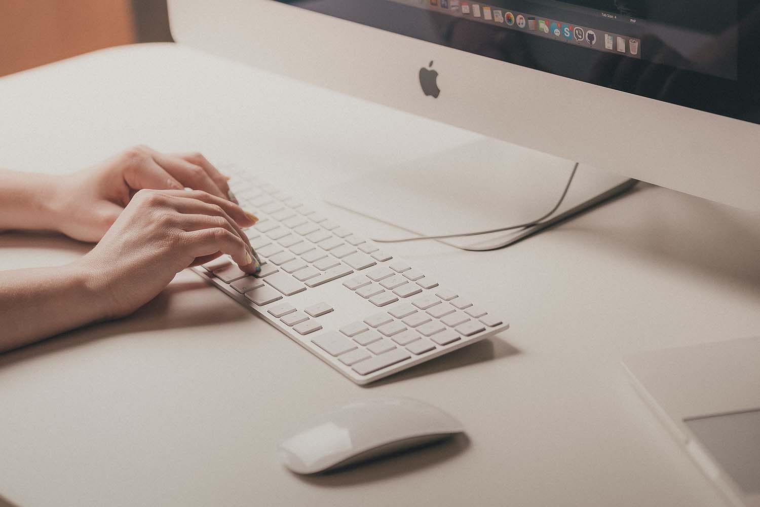 Most Common Topics for Compare and Contrast Essays – Guide 2022