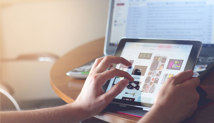 How College Students Can Start an eCommerce Business From Scratch