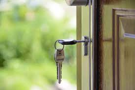How to Choose the Best Residential Locksmith? - Lok Out Shop