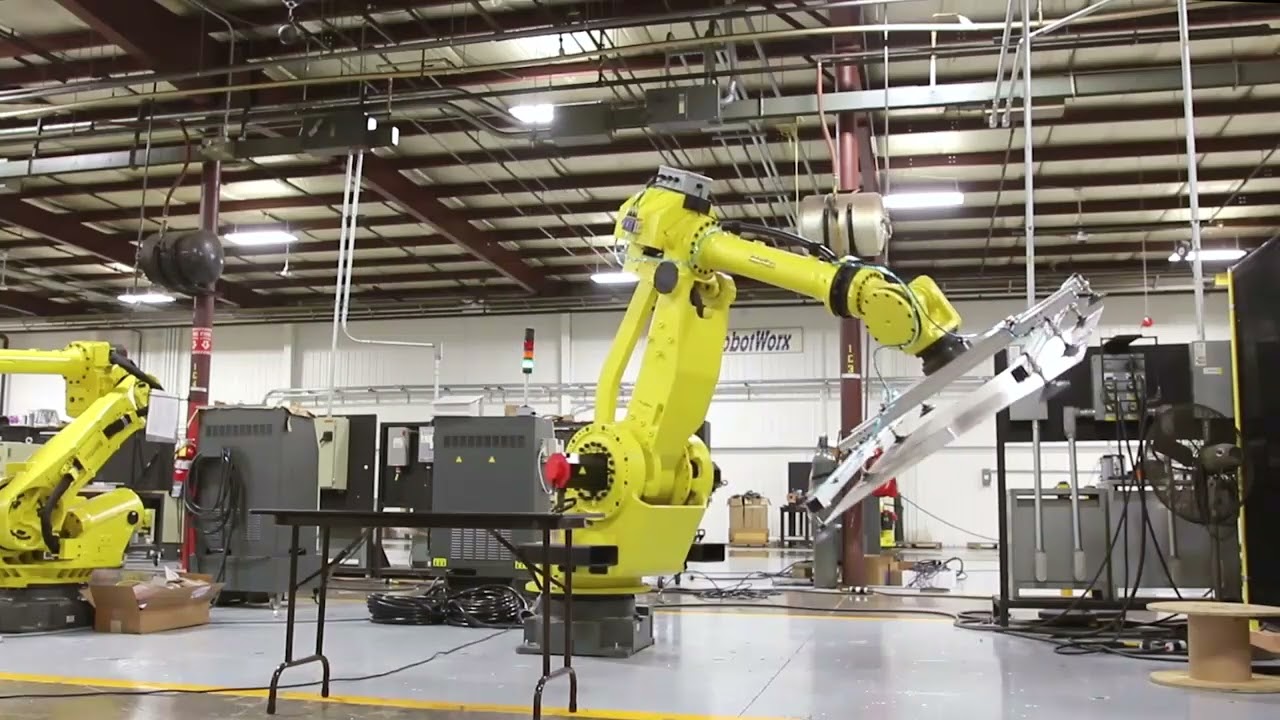 Understanding the Core of a Reliable Material Handling Robots Supplier