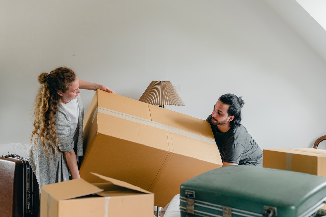 6 Genius Hacks For Making Your Move Faster And Easier