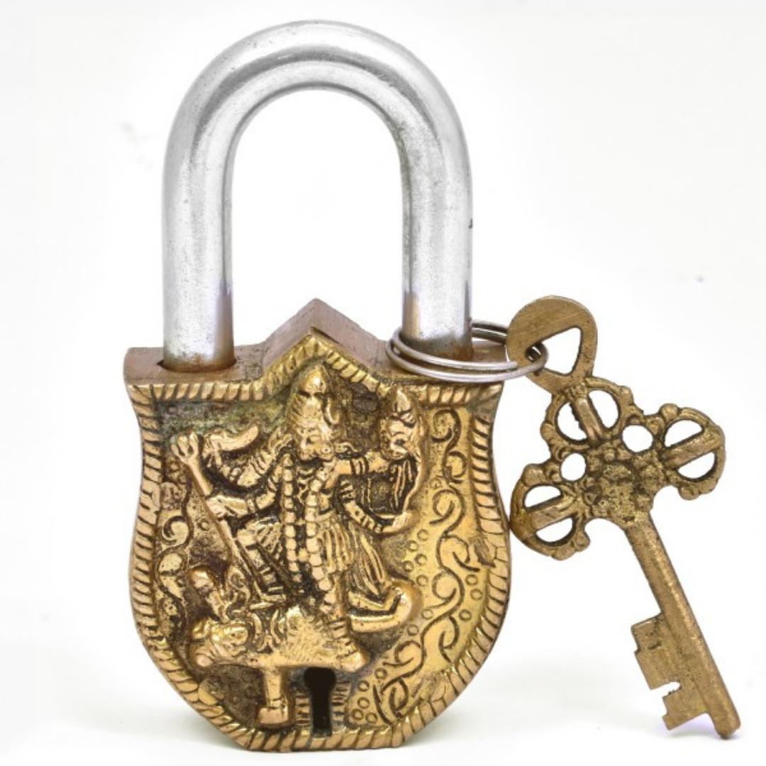 Décor Items to Compliment your House Door