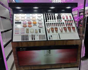 Display Stands Manufacturer Dubai
