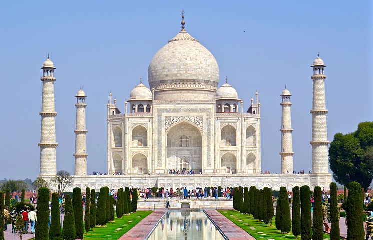 Things to enjoy during a visit to the Taj Mahal