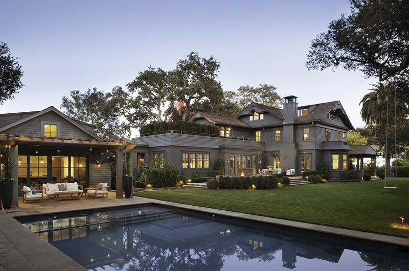 How to Hire the Right Custom Home Builder in Vancouver