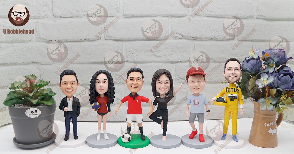 Custom Bobble Heads As Personalized Christmas Gifts