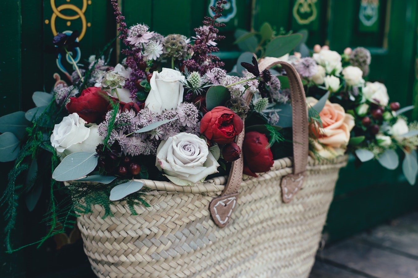 Tips for Choosing a Flower Delivery Dubai Service