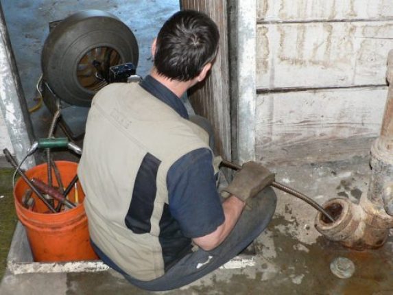 Địa chỉ thông tắc cống giá rẻ tại Cipu tra
