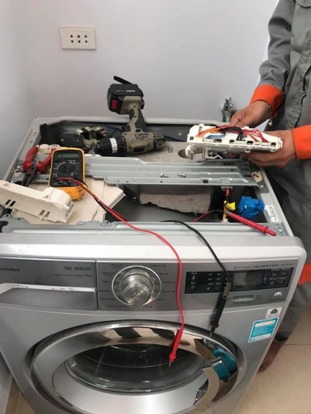 Thay trục máy giặt Electrolux chính hãng, bảo hành dài